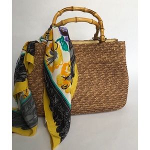 Summery straw bag with bamboo handles ☀️